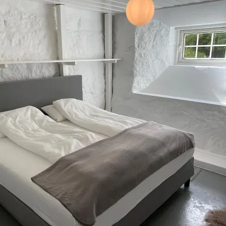 Guest house Arctic Garden Lodingen