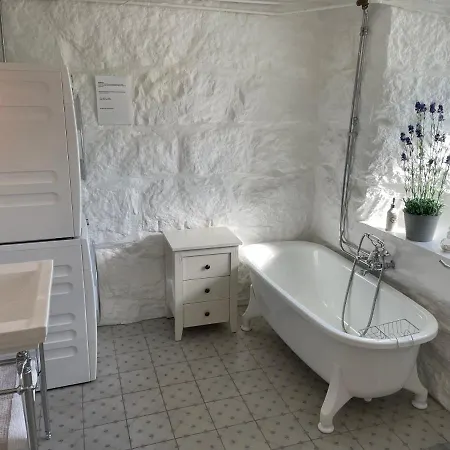 Guest house Arctic Garden *
