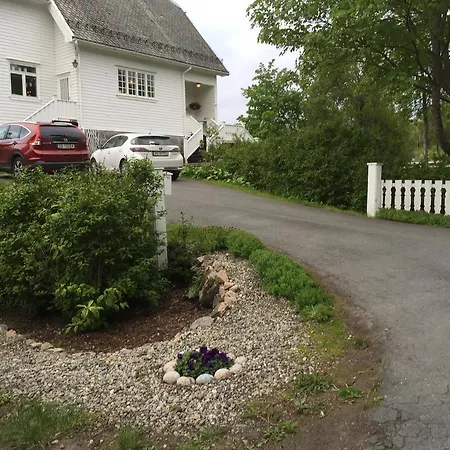 Guest house Arctic Garden *