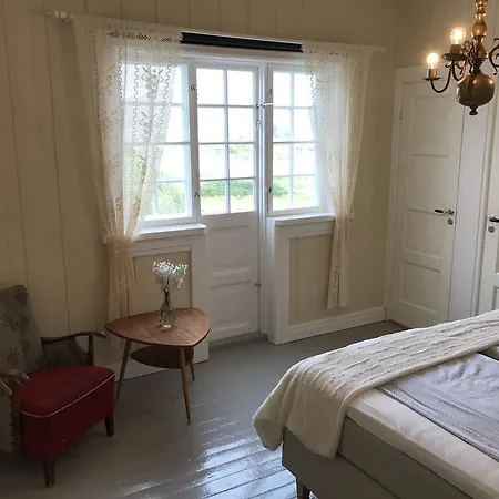 Arctic Garden Konukevi *