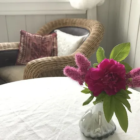 Konukevi Arctic Garden *