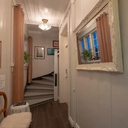 Arctic Garden Lodingen