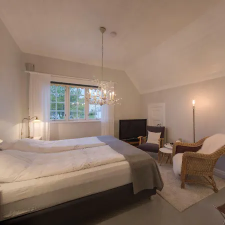 Arctic Garden Konukevi