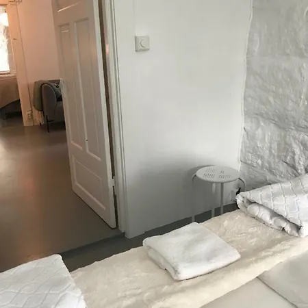 Arctic Garden Konukevi