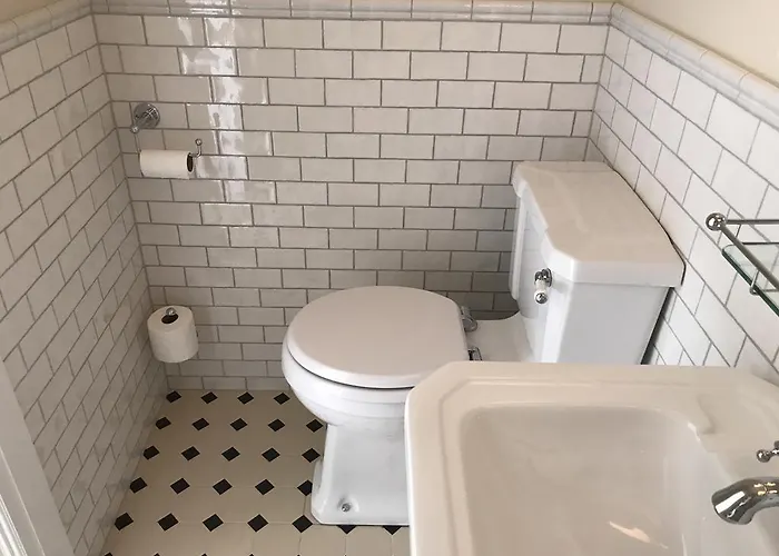 Arctic Garden בית הארחה *